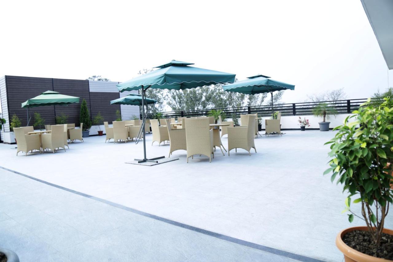 Hotel Prism - A Boutique Hotel Jorhāt 외부 사진